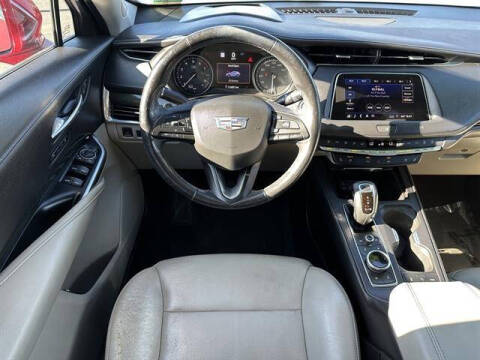 2019 Cadillac XT4 Premium Luxury
