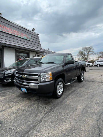 2011 Chevrolet Silverado 1500 for sale at VELAZQUEZ AUTO SALES in Aurora IL