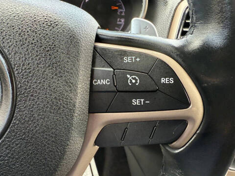 2017 Jeep Grand Cherokee Laredo