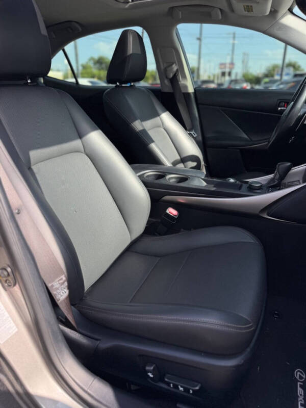 2015 Lexus IS 250
