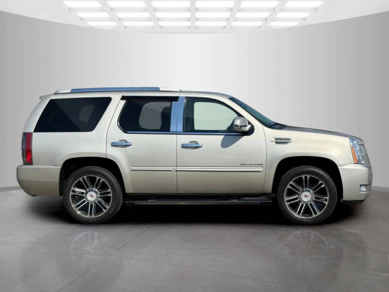 2013 Cadillac Escalade Premium