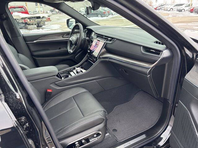 2025 Jeep Grand Cherokee L Overland