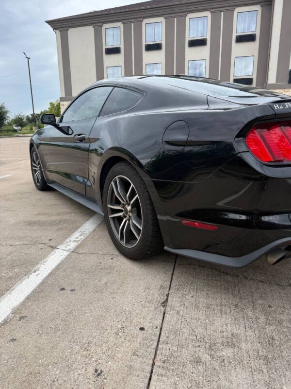 2017 Ford Mustang EcoBoost Premium