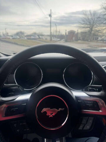 2016 Ford Mustang V6