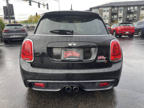 2016 MINI Hardtop 4 Door Cooper S