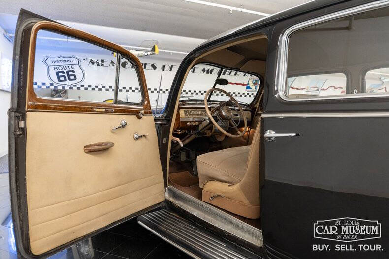 1941 Packard Super Eight