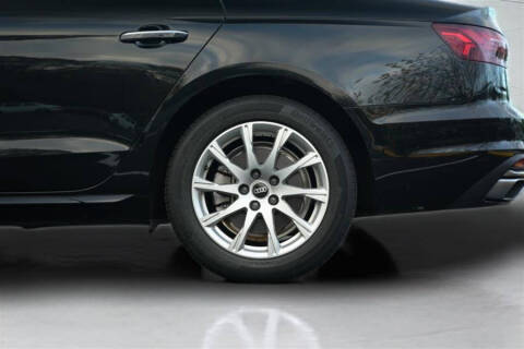 2022 Audi A4 quattro Premium 40 TFSI