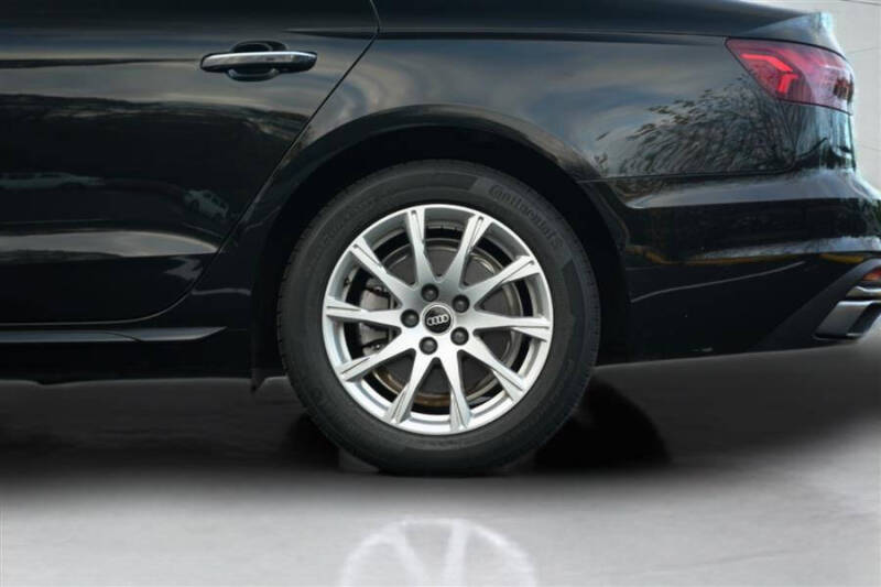 2022 Audi A4 quattro Premium 40 TFSI