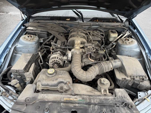 2008 Ford Mustang V6 Deluxe