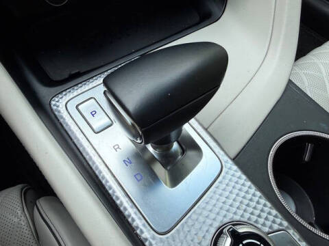 2023 Genesis G70