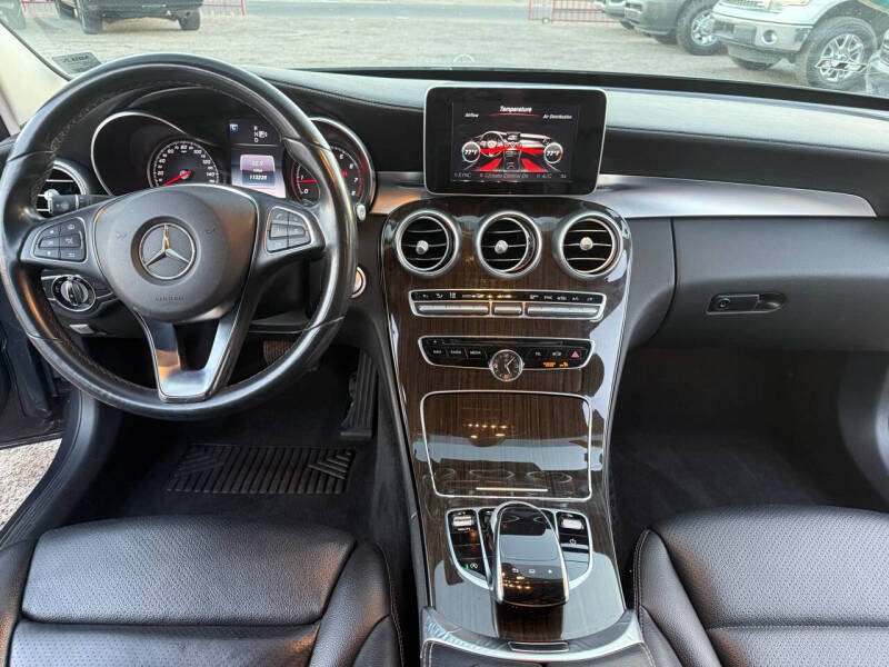 2015 Mercedes-Benz C-Class C300 photo 27