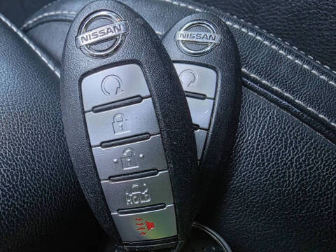 2017 Nissan Maxima Platinum