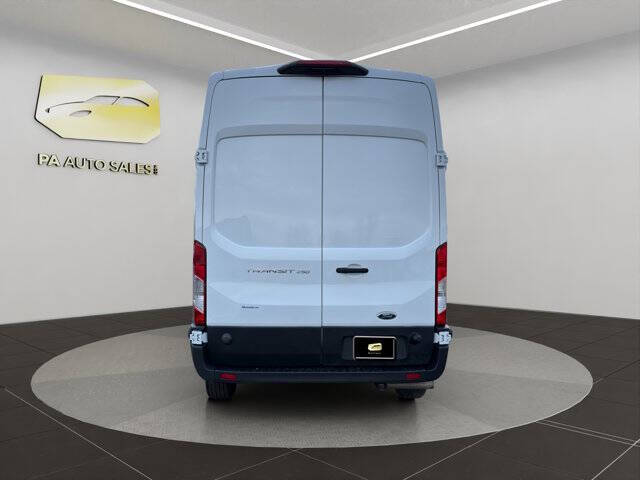 2022 Ford Transit 250