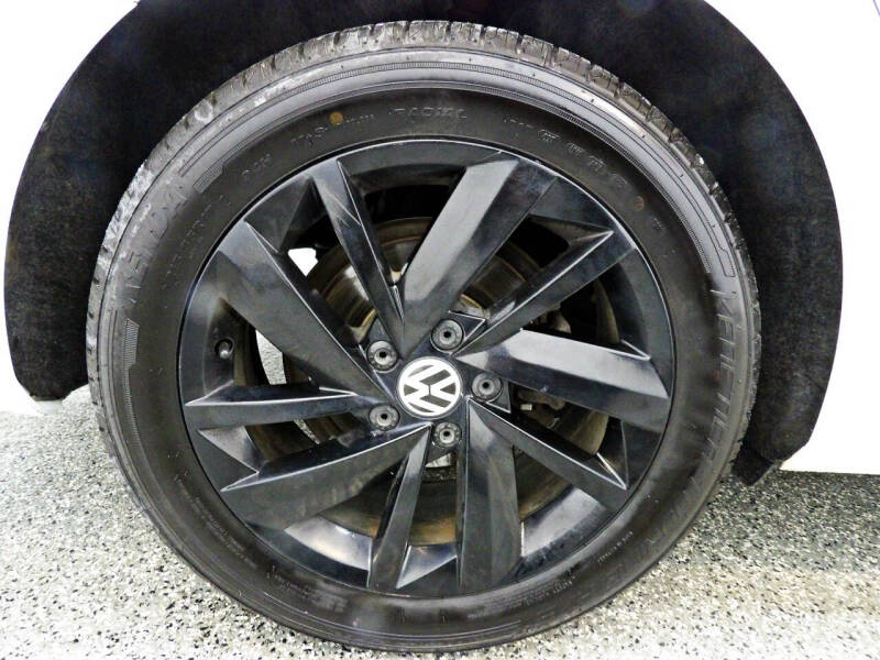 2018 Volkswagen Passat 2.0T SE