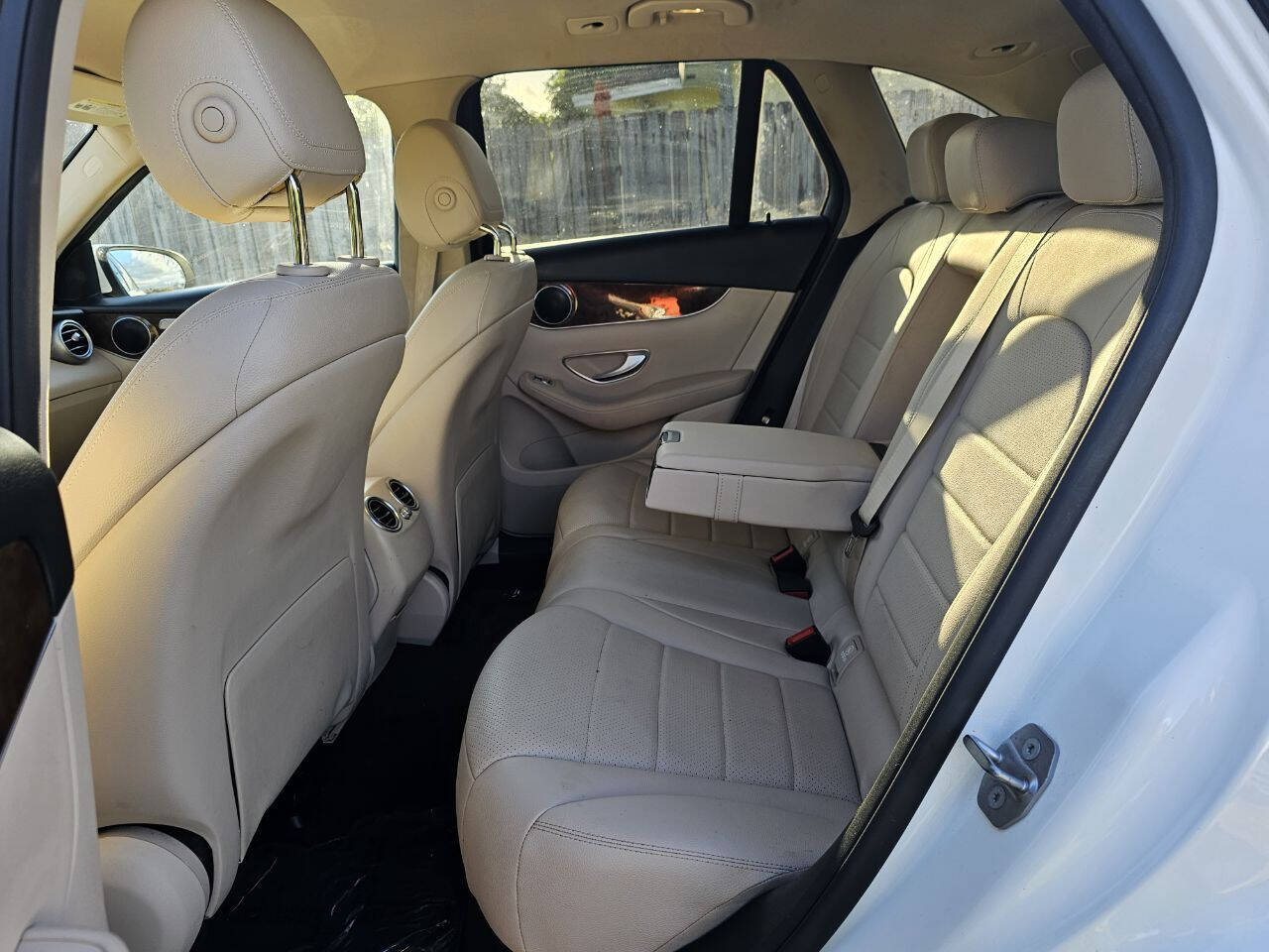 2017 MERCEDES-BENZ GLC-Class SUV / Crossover - $19,935