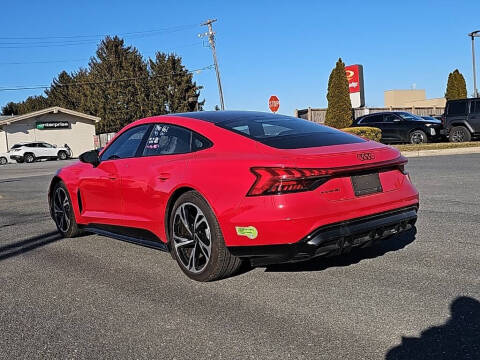 2023 Audi e-tron GT quattro Prestige