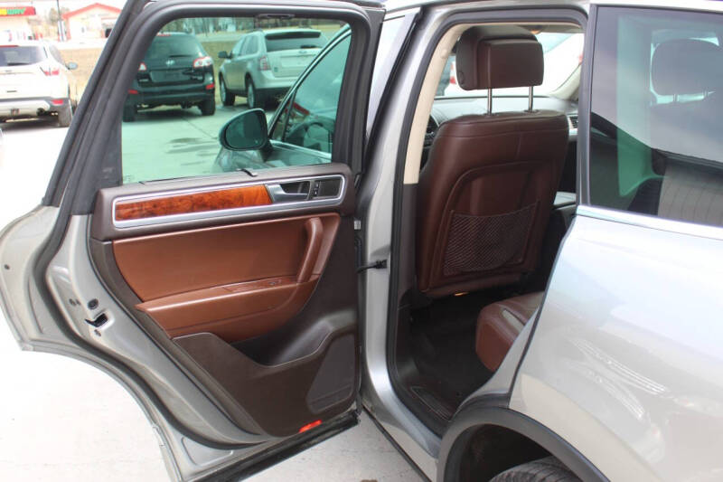 2012 Volkswagen Touareg Hybrid