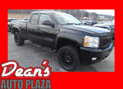 2013 Chevrolet Silverado 1500 for sale at Dean's Auto Plaza in Hanover PA