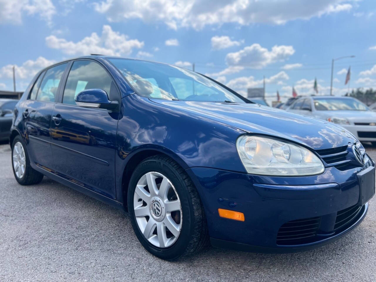 2007 Volkswagen Rabbit for sale at J-R Auto Sales LLC in Houston, TX