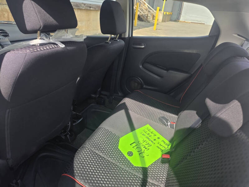 2011 Mazda MAZDA2 Touring