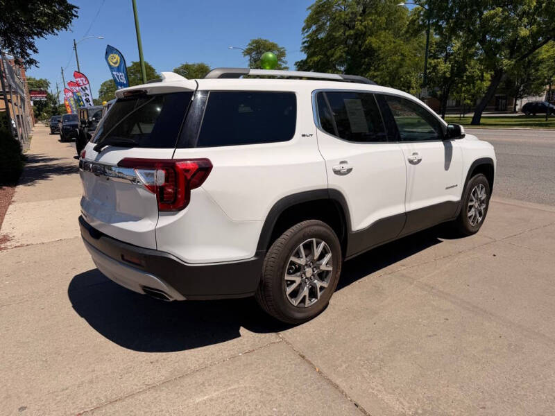 2023 GMC Acadia SLT
