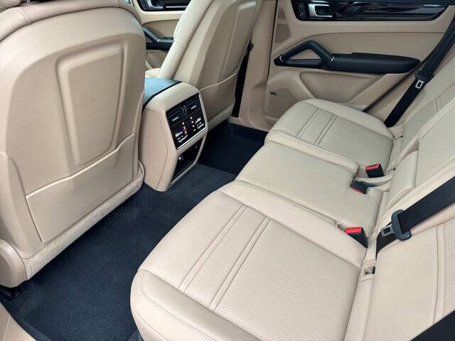 2022 Porsche Cayenne