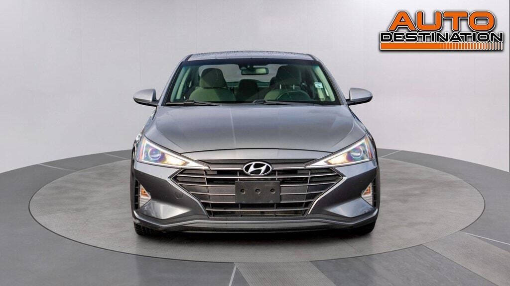 2019 Hyundai ELANTRA for sale at Auto Destination in Puyallup, WA