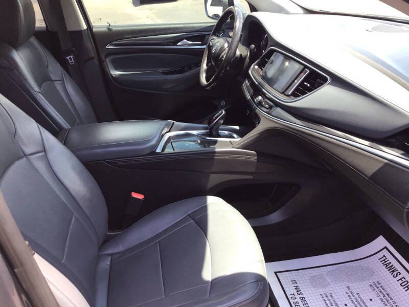 2019 Buick Enclave Essence