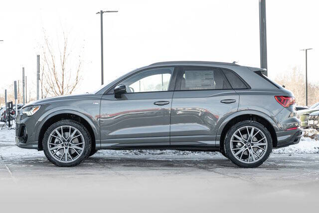 2025 Audi Q3 quattro S line Prem Plus 45 TFSI