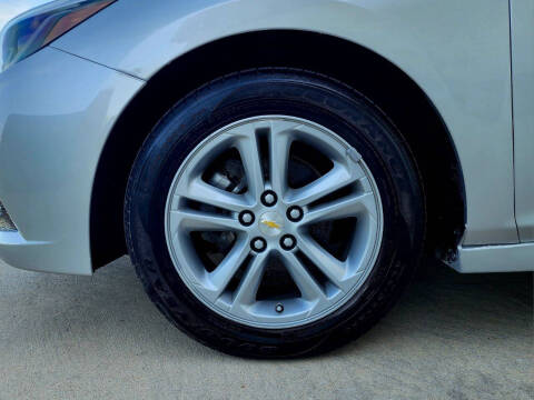 2017 Chevrolet Cruze LT Auto