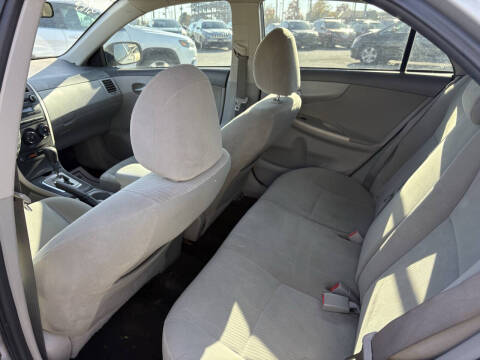 2010 Toyota Corolla LE