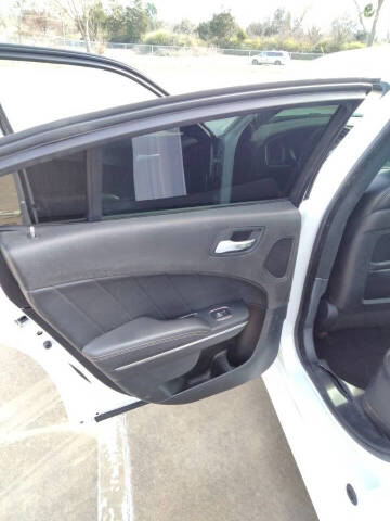 2015 Dodge Charger SE