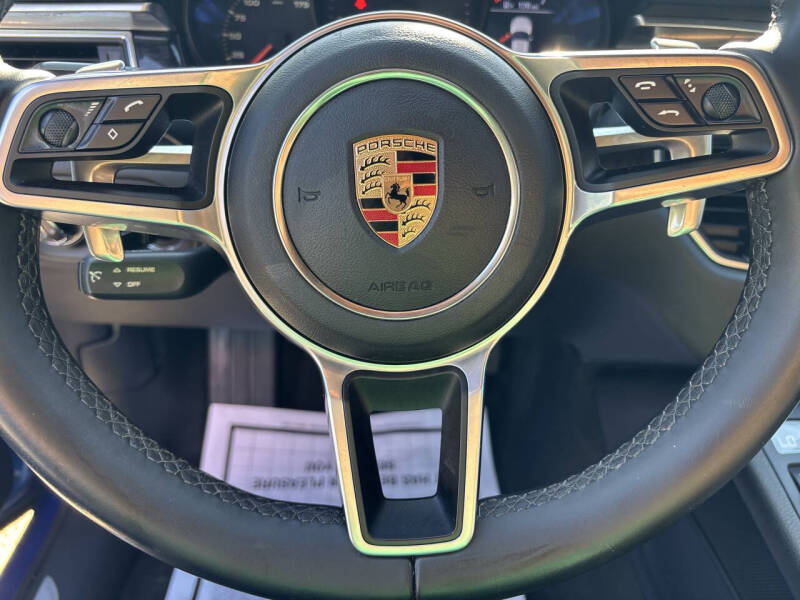 2017 Porsche Macan