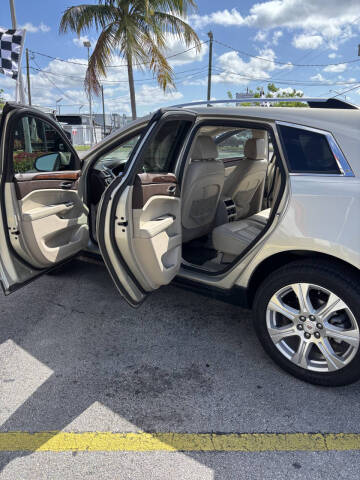 2014 Cadillac SRX Performance Collection