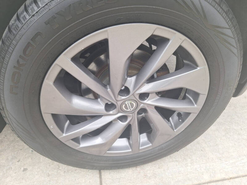 2016 Nissan Rogue SL