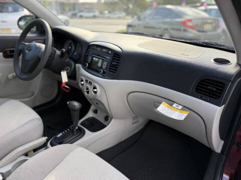 2009 Hyundai Accent GLS