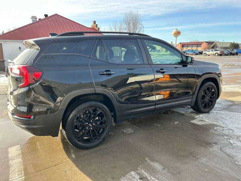 2022 GMC Terrain SLE