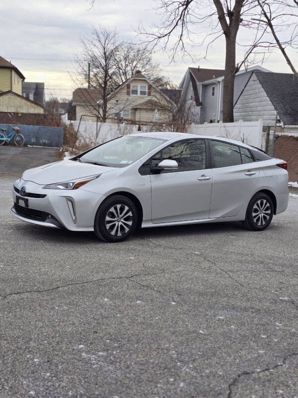 2019 Toyota Prius LE AWD-e