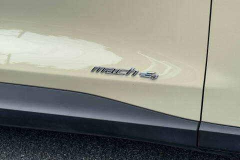 2025 Ford Mustang Mach-E Select