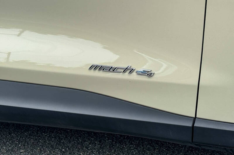 2025 Ford Mustang Mach-E Select