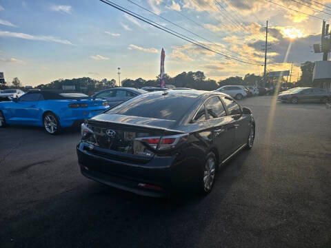 2017 Hyundai Sonata Hybrid SE