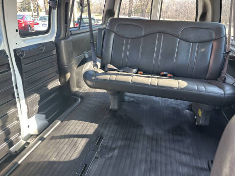 2002 Chevrolet Express 2500