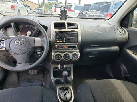 2012 Scion xD