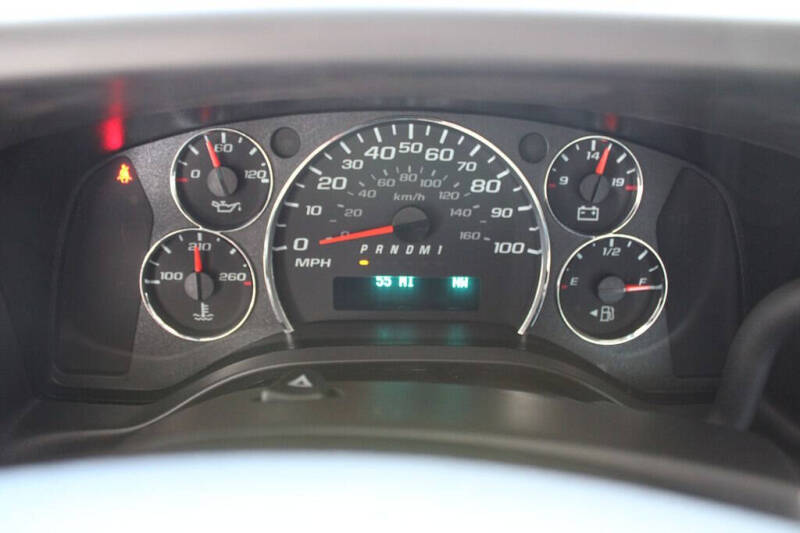 2024 Chevrolet Express 2500