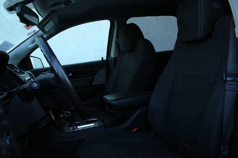 2015 GMC Acadia SLE-1