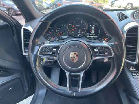 2016 Porsche Cayenne