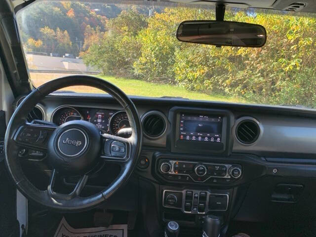 2021 Jeep Gladiator for sale at Tim Short CDJR Hazard in Hazard, KY