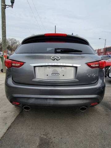 2017 Infiniti QX70