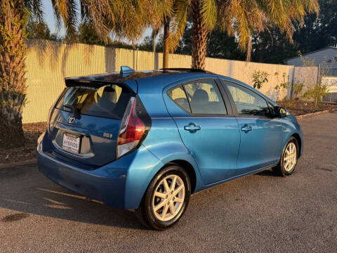 2015 Toyota Prius c Four