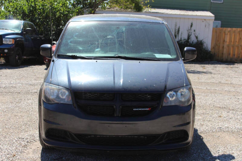 2014 Dodge Grand Caravan SE 30th Anniversary photo 3